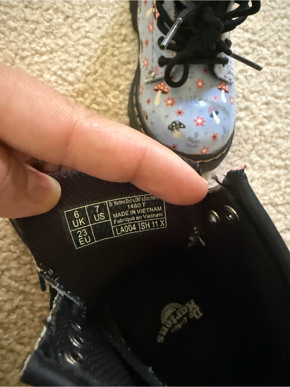 Dr. Martens 1460 T Toddler Boots – Size US 7 (UK 6) – Mushroom Floral Print - Picture 4 of 4